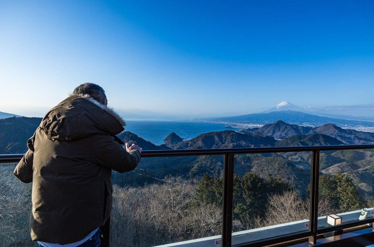富士山を見る井伊湯種