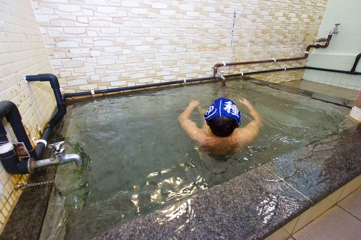 純温泉を堪能する井伊湯種(いいゆだね)"