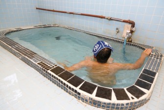 山田湯 汗が止まらない温泉