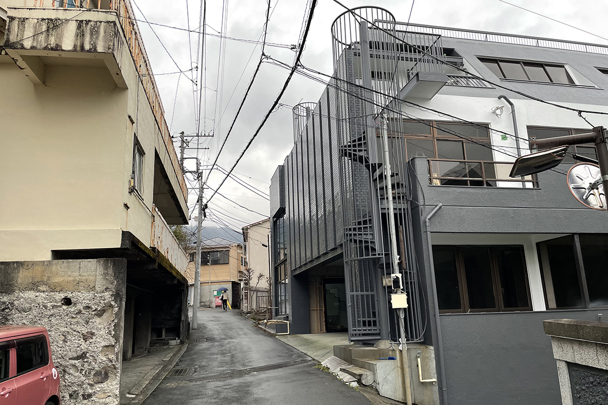 「山田湯」への分岐