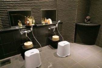 真砂館 貸切風呂洗い場