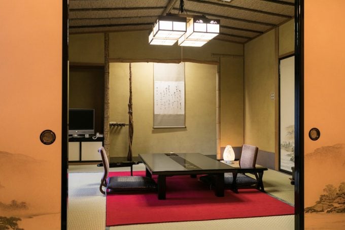 真砂館 客室「荻」