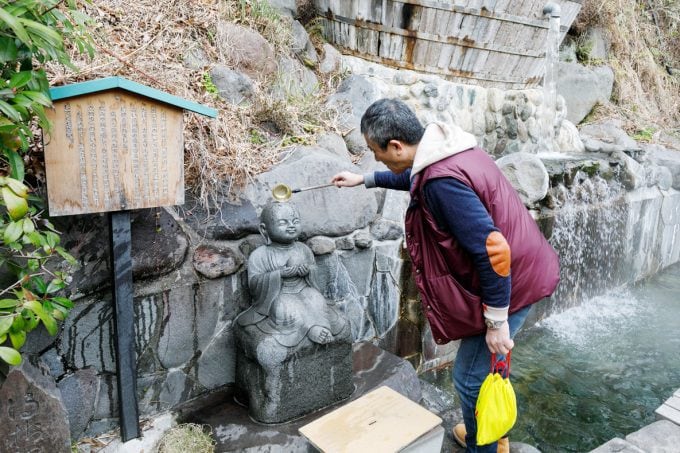 湯かけ地蔵